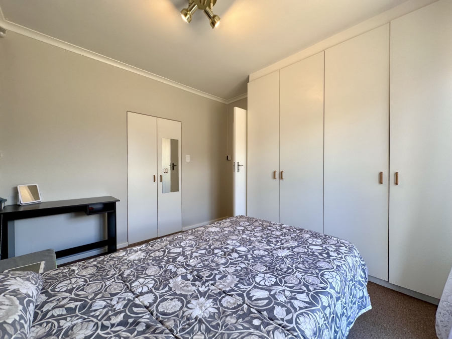 To Let 3 Bedroom Property for Rent in Sonstraal Heights Western Cape